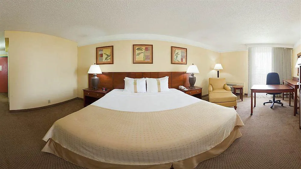 Resort Holiday Inn Ponce&El Tropical Casino, an IHG Hotel